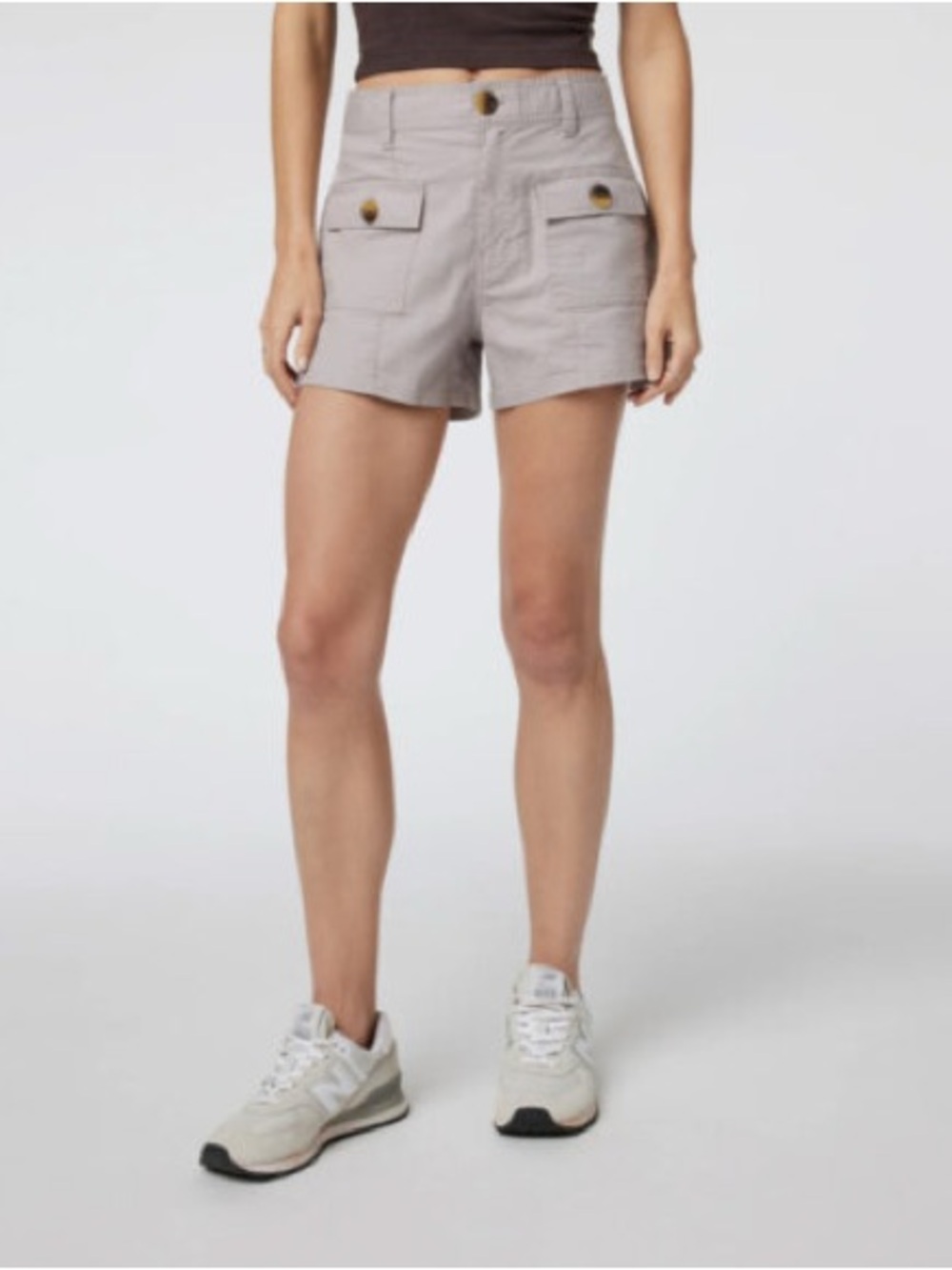 Vuori Vintage Ripstop Utility Shorts Women's Size Medium Soft Pewter EUC